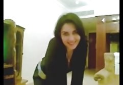 نوجوان hottie فیلم سوپرخارجی دانلود شده سندی fucks می کند و تقدیر را در دهانش می گیرد